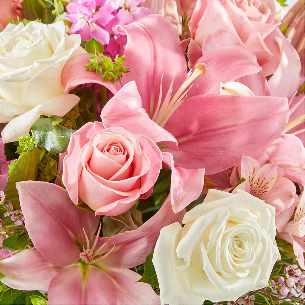 Ethereal Beauty Bouquet – MCKNIGHT'S FLOWERSHOPPE INC., Peterborough ON