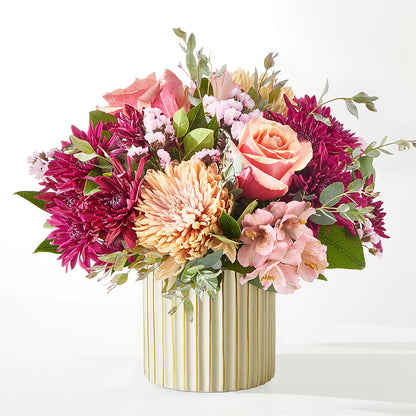 Berry Cobbler Bouquet with Ivory Vase – MCKNIGHT'S FLOWERSHOPPE INC., Peterborough ON