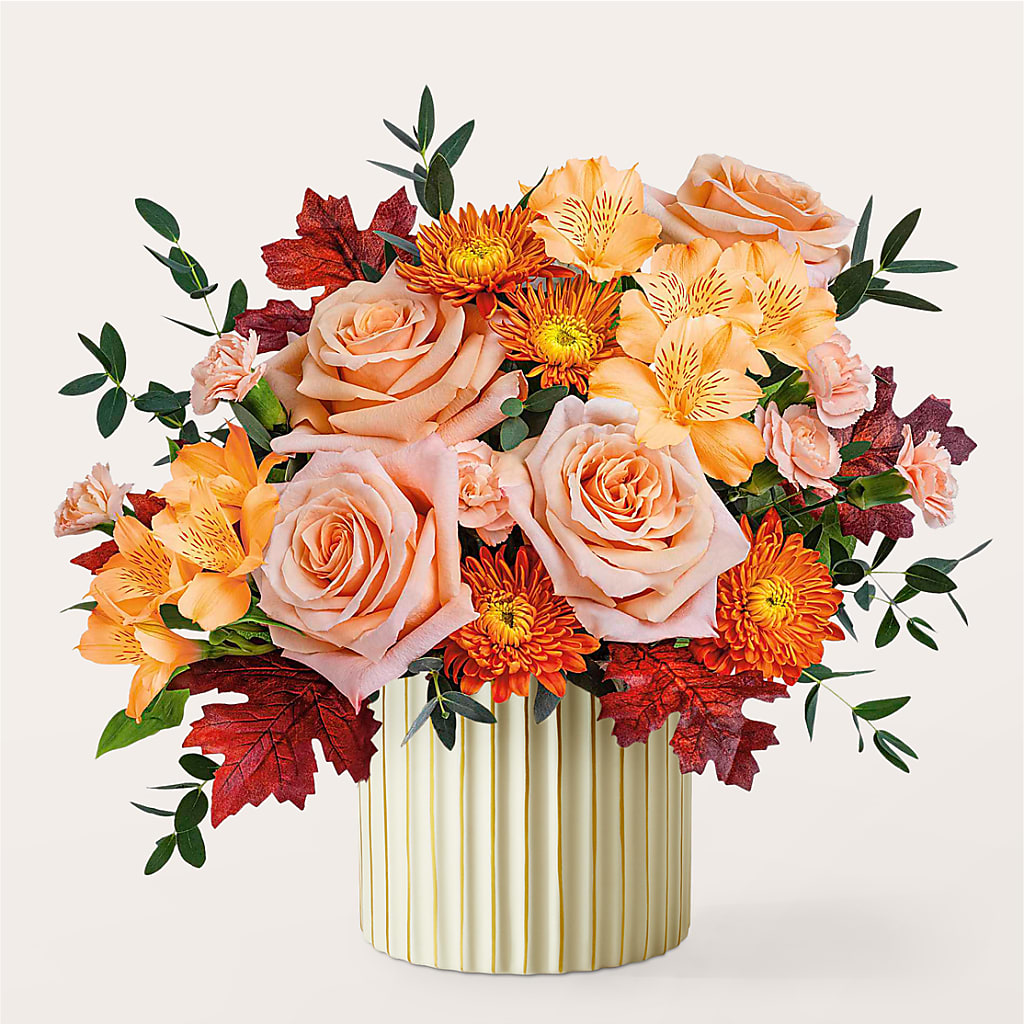 Spiced Latte Bouquet with Ivory Vase – MCKNIGHT'S FLOWERSHOPPE INC., Peterborough ON