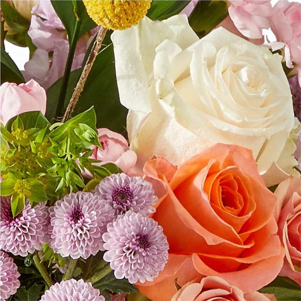 French Market Bouquet – MCKNIGHT'S FLOWERSHOPPE INC., Peterborough ON
