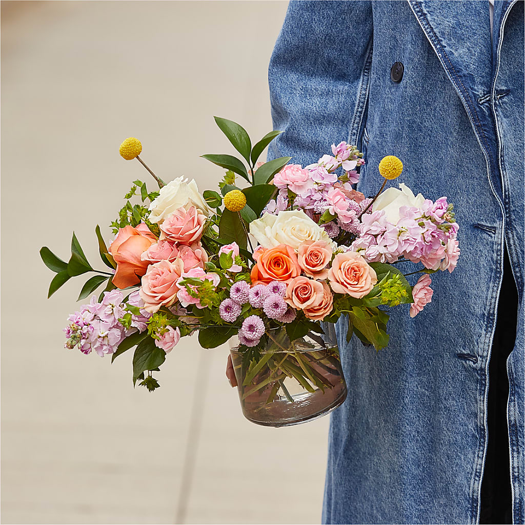 French Market Bouquet – MCKNIGHT'S FLOWERSHOPPE INC., Peterborough ON