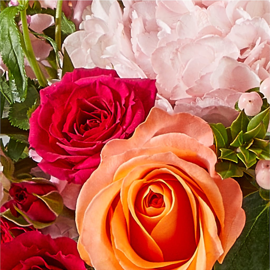 Glitz & Glam Bouquet – MCKNIGHT'S FLOWERSHOPPE INC., Peterborough ON
