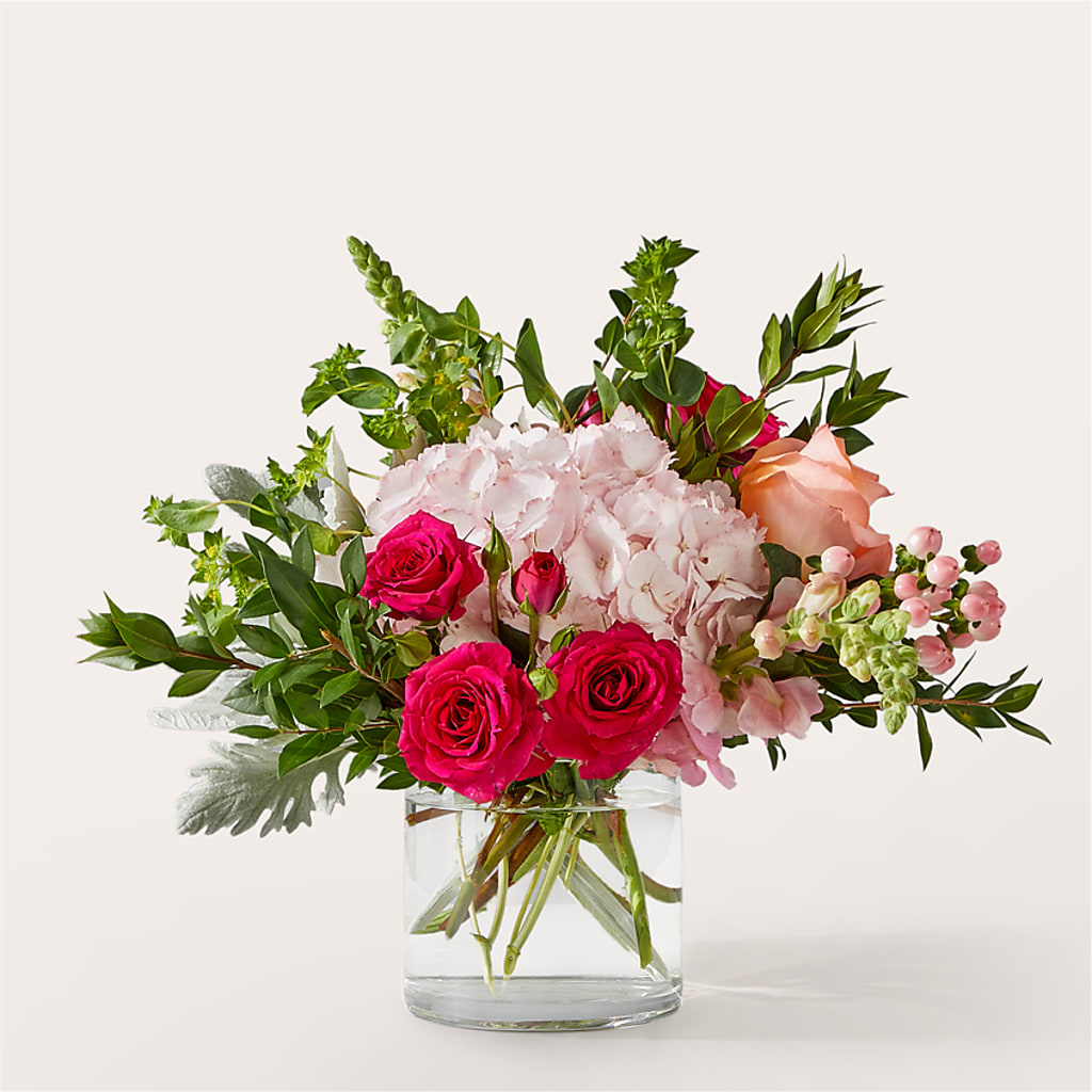 Glitz & Glam Bouquet – MCKNIGHT'S FLOWERSHOPPE INC., Peterborough ON