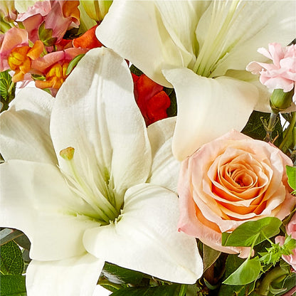 Grapefruit Splash Bouquet – MCKNIGHT'S FLOWERSHOPPE INC., Peterborough ON