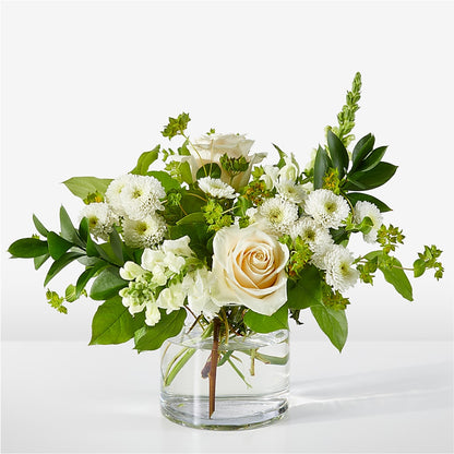 Hint of Vanilla Bouquet – MCKNIGHT'S FLOWERSHOPPE INC., Peterborough ON